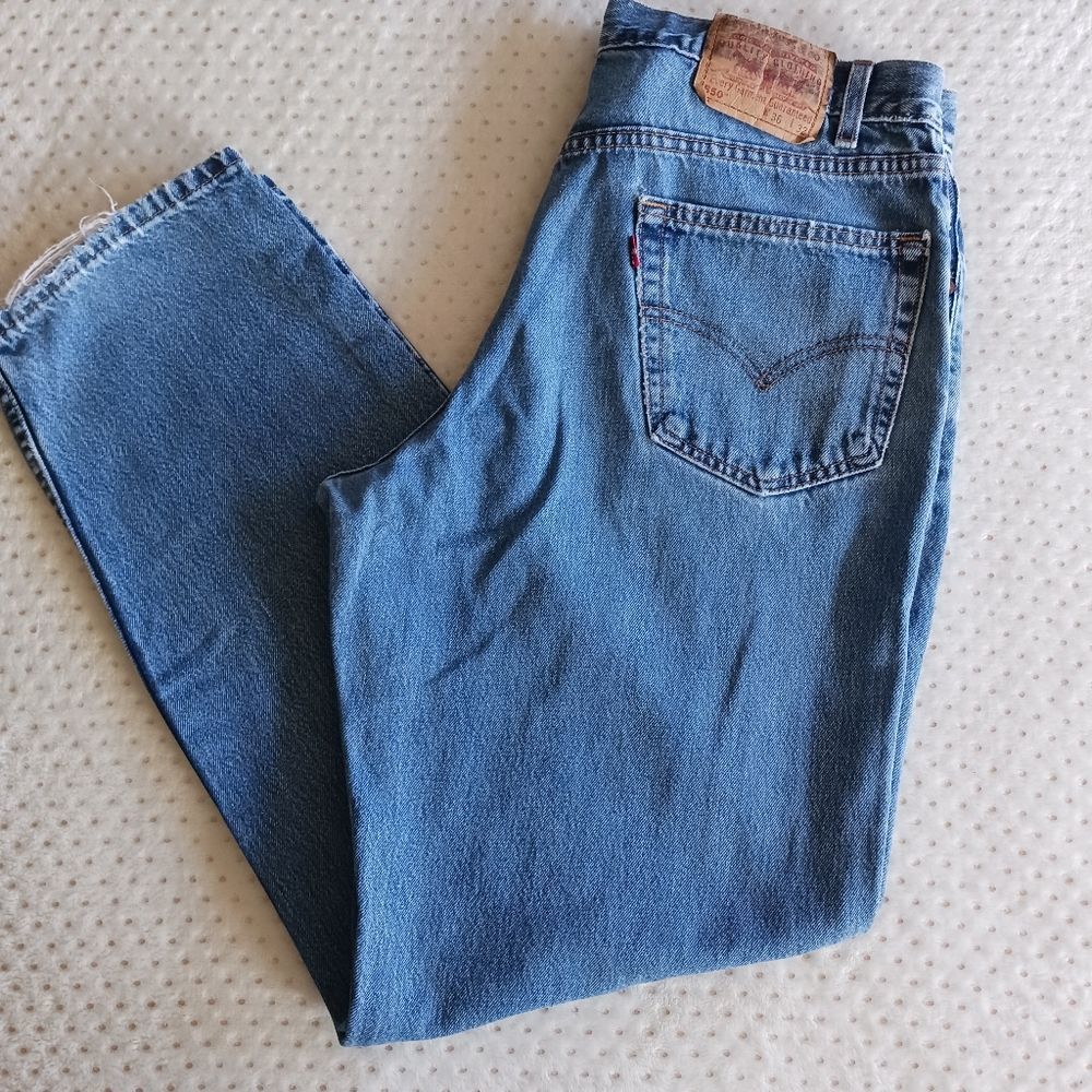 Vintage 550' s Distressed Medium wash jeans 👖 - Picture 15 of 16